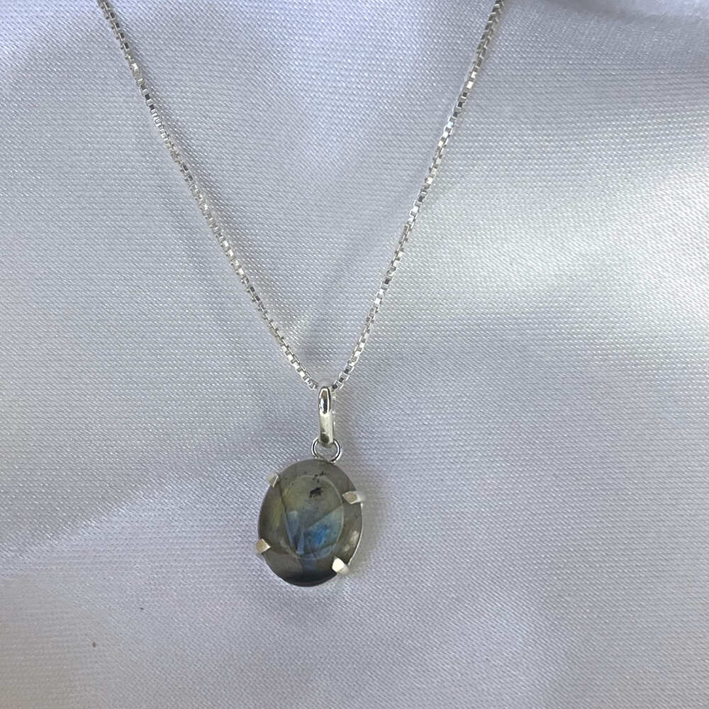 Silver Necklace with Natural Labradorite Oval Stone | Aura Collection