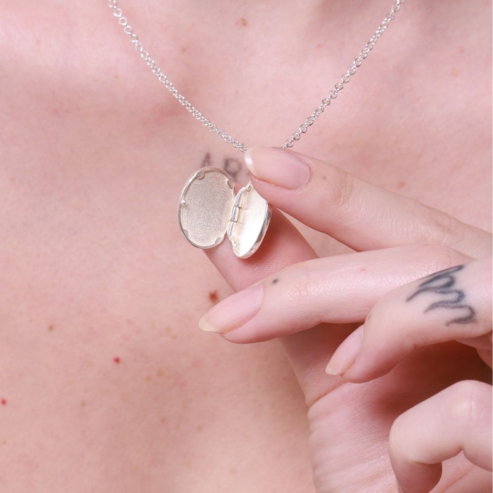 925 Silver Oval Locket Necklace