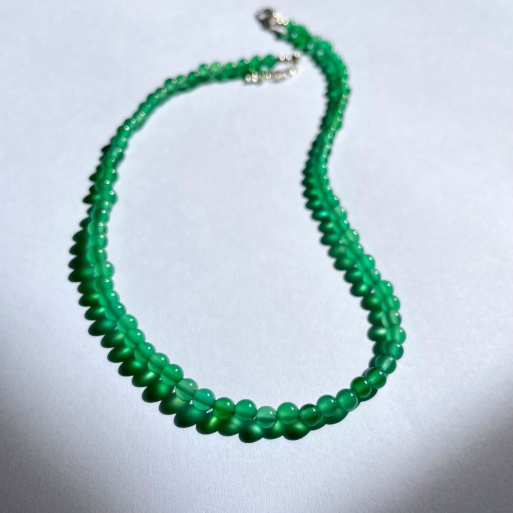 Sterling Silver Choker Necklace with Green Quartz