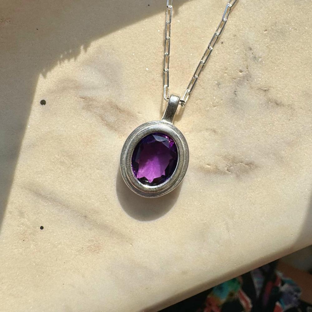 Silver Necklace with Natural Amethyst Oval Medallion