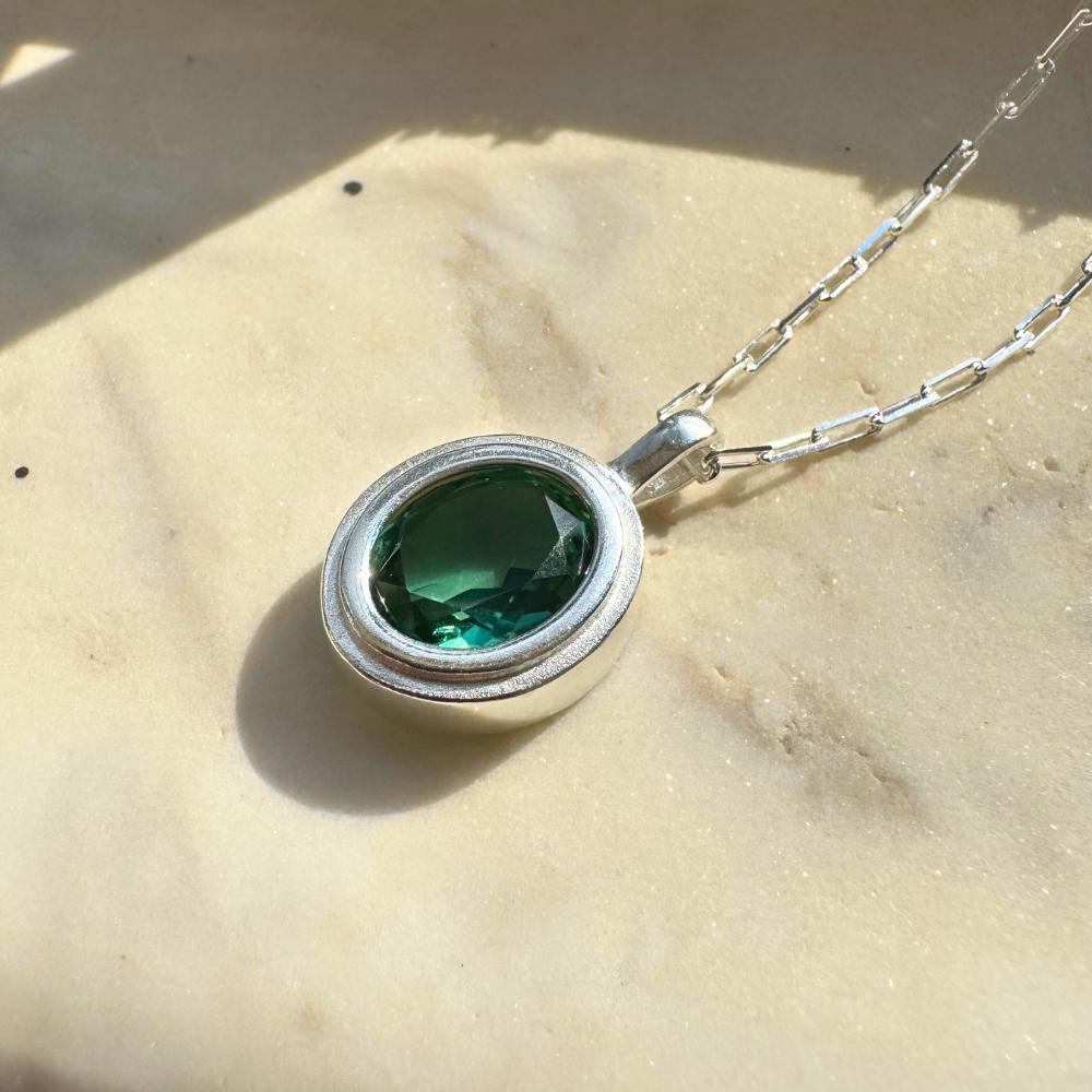 Silver Necklace with Natural Green Tourmaline Oval Medallion