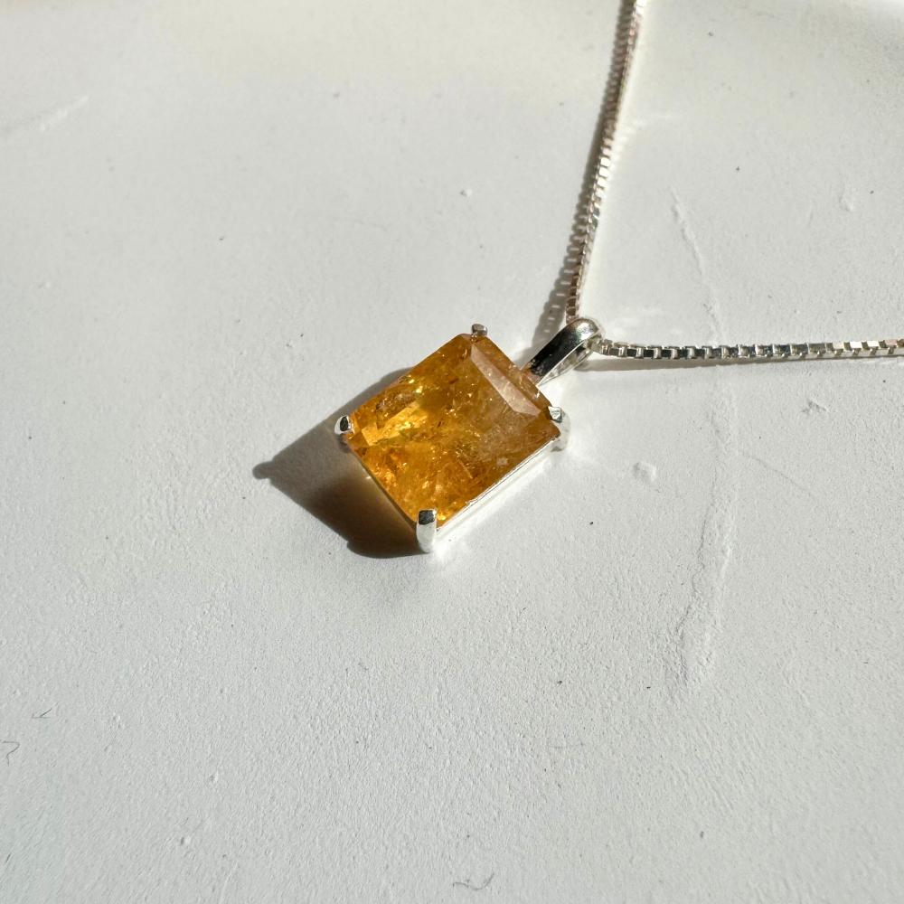 Delicate Rectangular Citrine 925 Silver Pendant