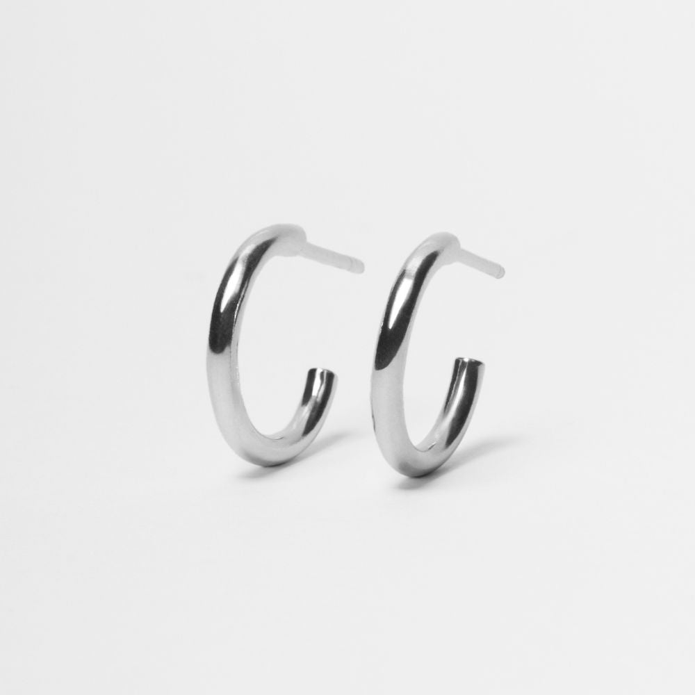 Basic 925 Sterling Silver Medium Hoop Earrings | Elos Collection