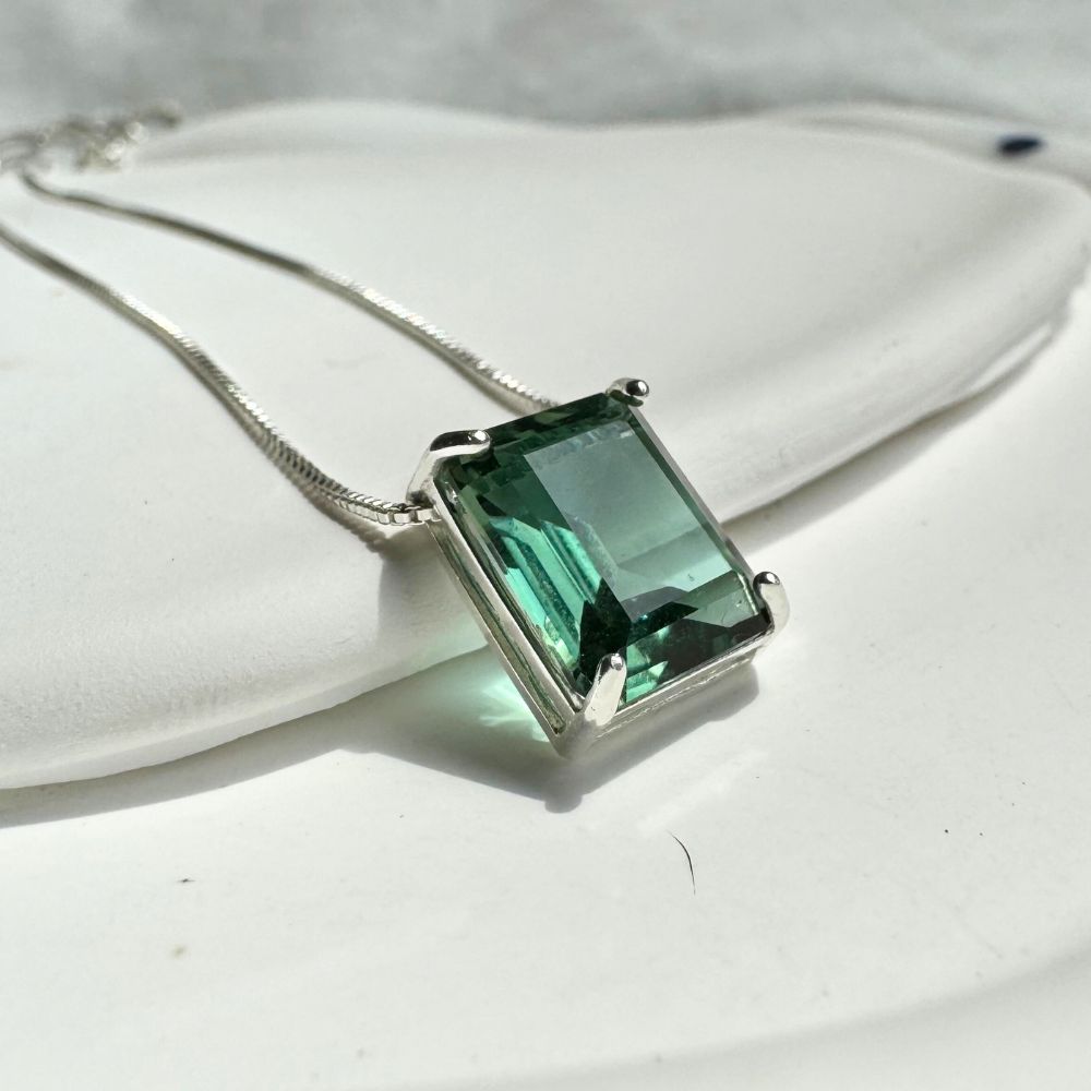 Hendrix Silver Necklace 925 with Natural Green Tourmaline Rectangular Stone | Voices Collection