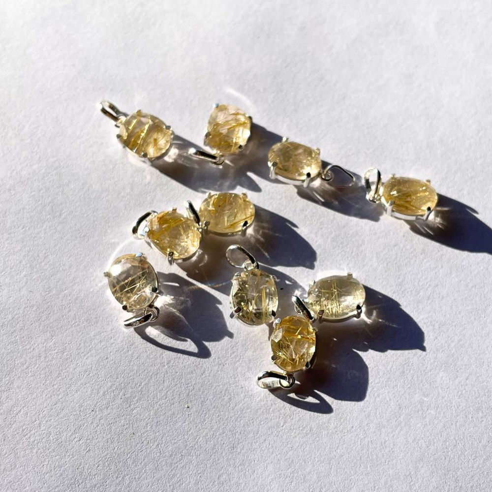 Rutilated Quartz Mini Highlight Noble Silver Pendant