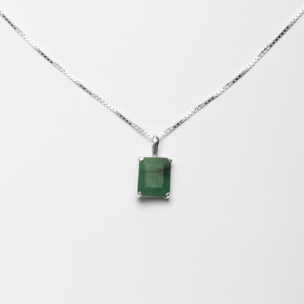 Delicate Rectangular Emerald 925 Silver Pendant